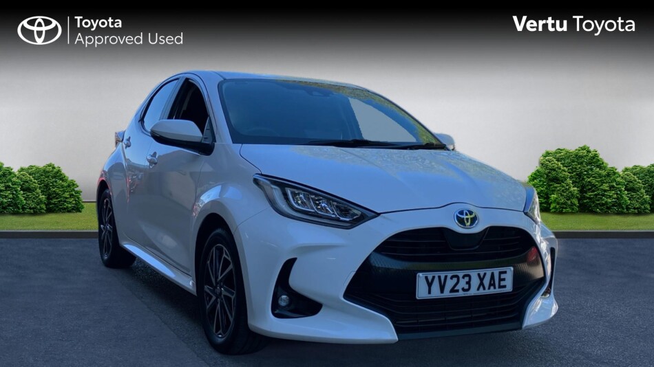 Toyota Yaris 1.5 Hybrid Design 5dr CVT Hybrid Hatchback